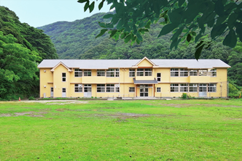 小才角小学校